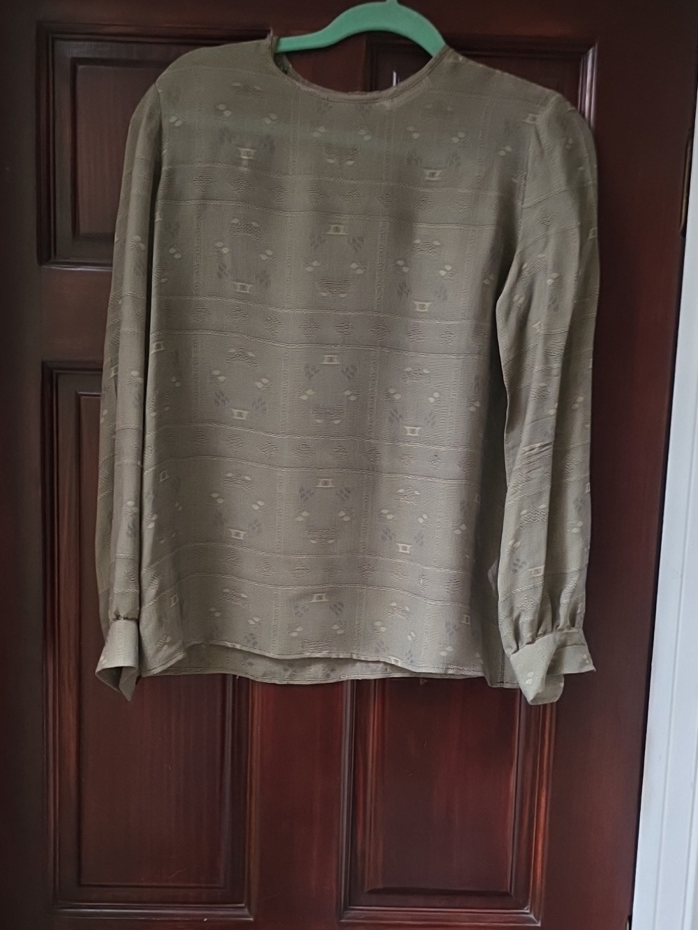 Womans  Olive Long-Sleeve Shirt - Classic Minimalist